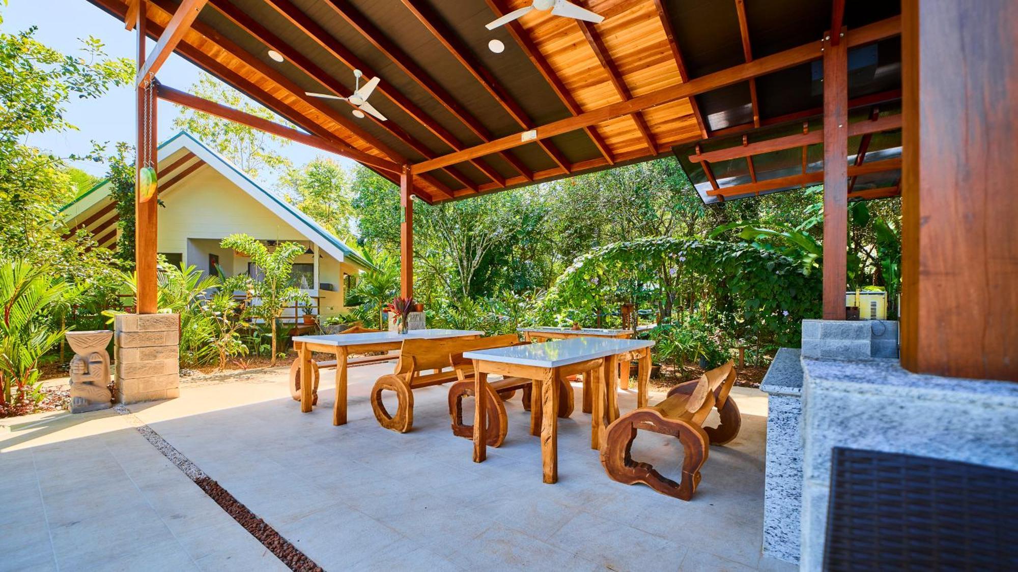 Casa Coki - Modern Villa Pool Steps From The Beach Puerto Viejo de Talamanca Esterno foto